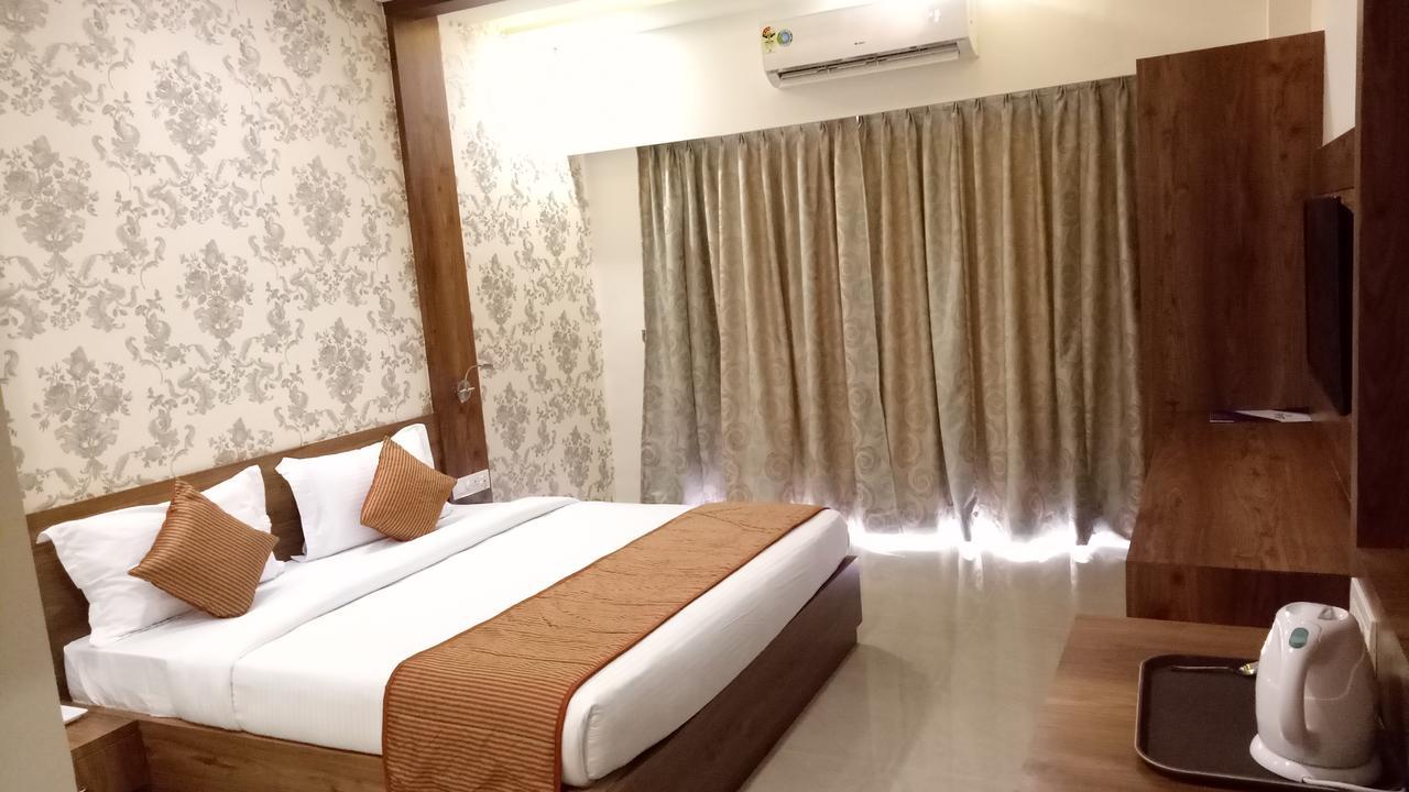 Swati Svasti 3B Hotel Dwārka Kültér fotó
