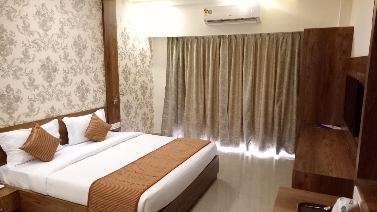 Swati Svasti 3B Hotel Dwārka Kültér fotó